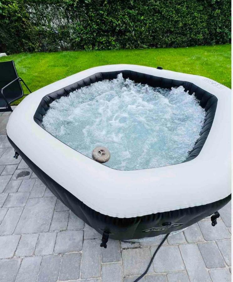 Haushalfte Mit Garten, Kamin, Grill & Whirlpool Nahe Ber Vila Berlim Exterior foto