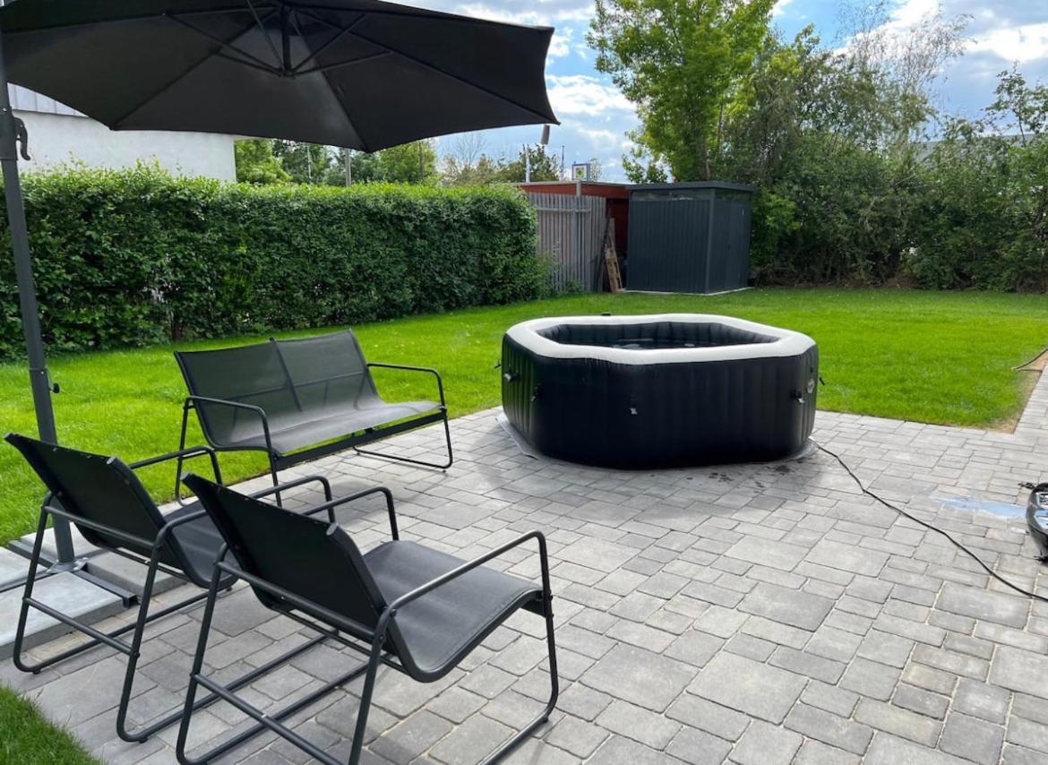 Haushalfte Mit Garten, Kamin, Grill & Whirlpool Nahe Ber Vila Berlim Exterior foto